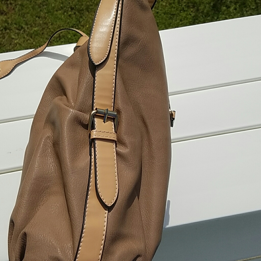 handbag - Picture 3 of 6
